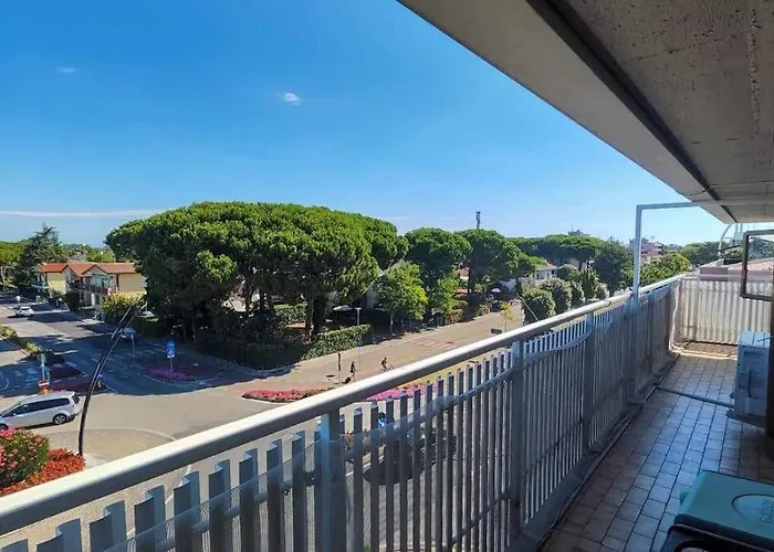 Ampio Appartamento Vicino Mare